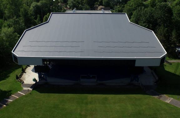 Amphithéâtre Fernand-Lindsay.jpg