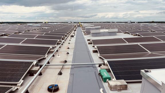 Reflex_Wąbrzeźno_solar_roof_3.jpeg
